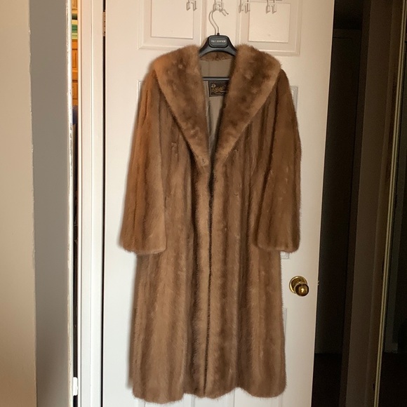 D.Kindy & Sons - Picture 6 of 8